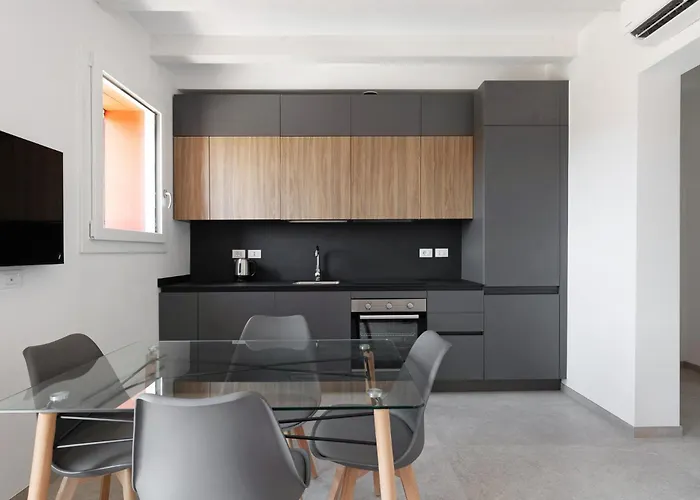 Le Dodici Porte - Porta Maggiore 9 By District * 볼로냐