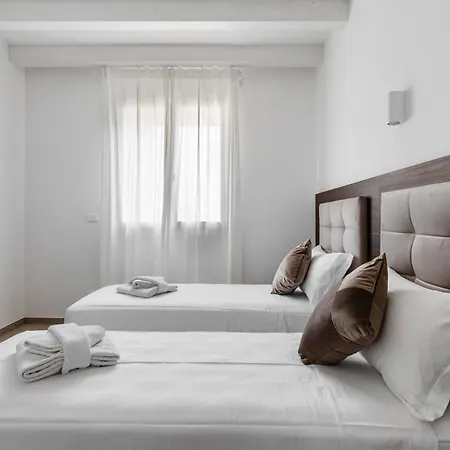 Le Dodici Porte - Porta Maggiore 9 By District Apartment